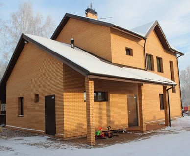 Особняк с гаражом: Простор и Технологии