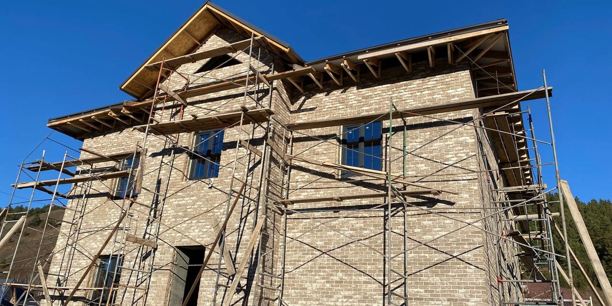 Традиционный английский коттедж из кирпича