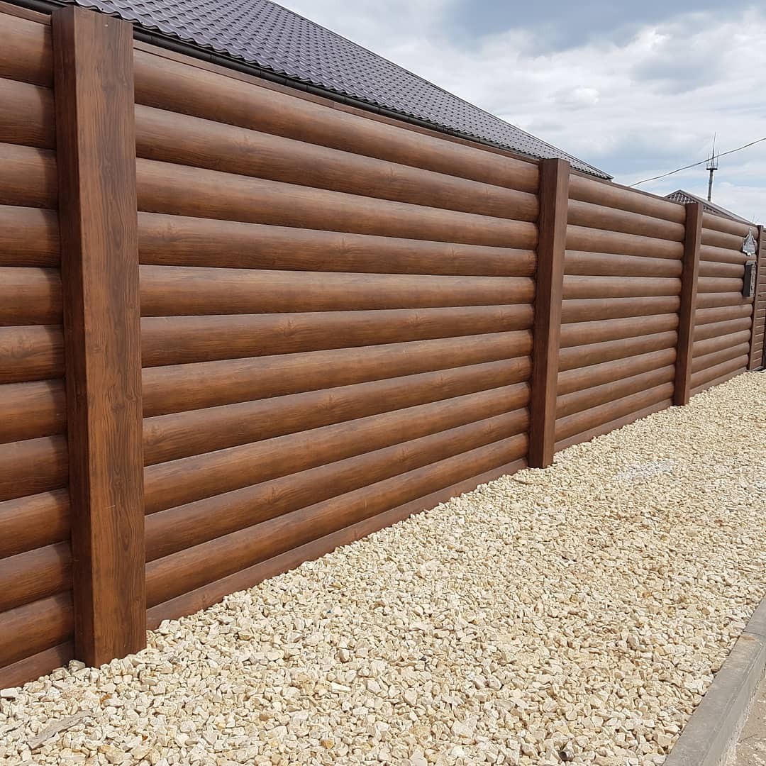 Заборы из блокхауса в Сургуте