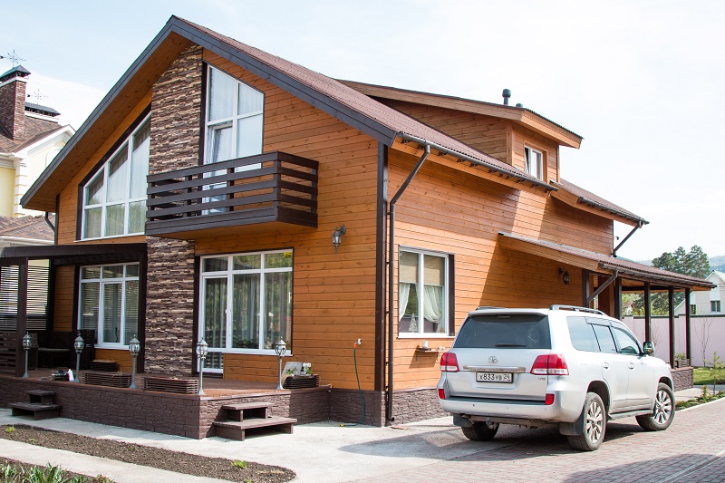 Отделка фасадов имитацией бруса в Сургуте